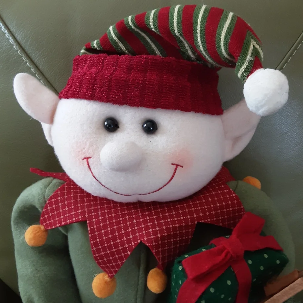 2 Ft Tall Elf Holding Merry Christmas Sign and Gifts - Vtg